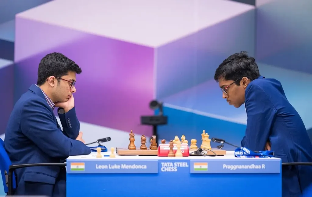 Praggnanandhaa lidera os Tata Steel Chess Masters